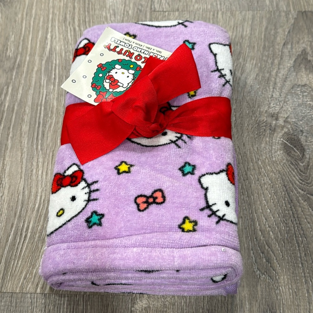 New set of 2 Hello Kitty Purple Hand Towels Stars Bows BB3